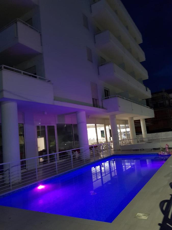 Nuovo HOTEL SETTIBI 20m dalla spiaggia Giulianova Esterno foto